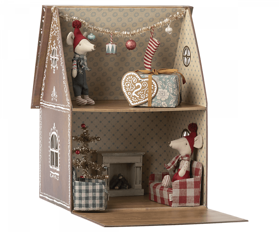Gingerbread House Playscape – Ruby & Grace