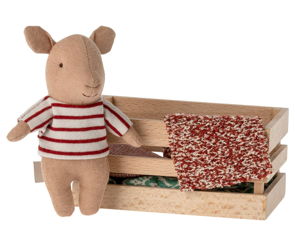 Maileg Baby Pig in Box Girl Pig Family : Autumn Winter 23 PREORDER - Ruby & Grace 