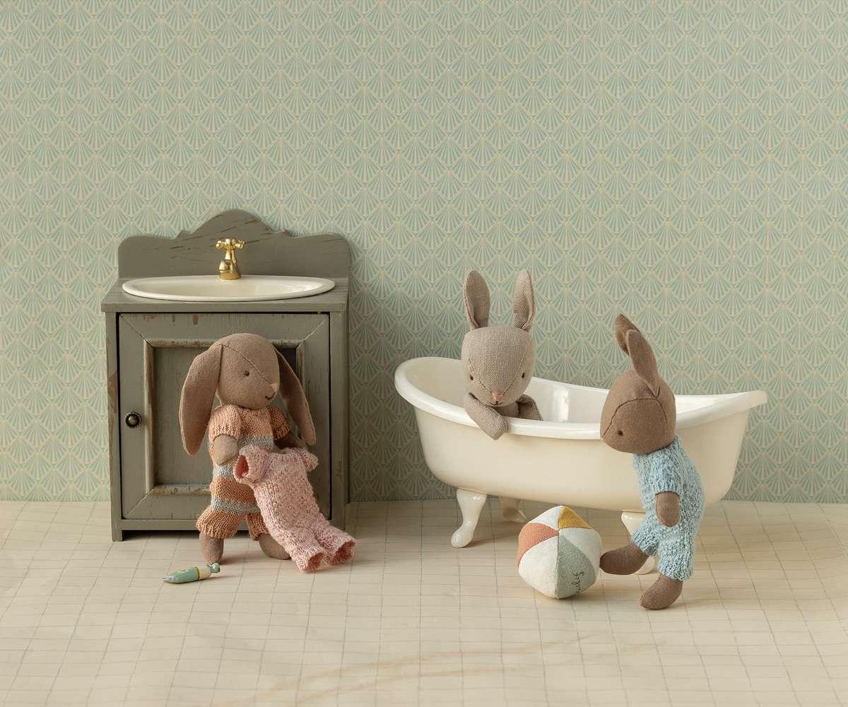 Maileg Baby Bunny Rabbit Micro Rose Knitted Suit – Ruby & Grace