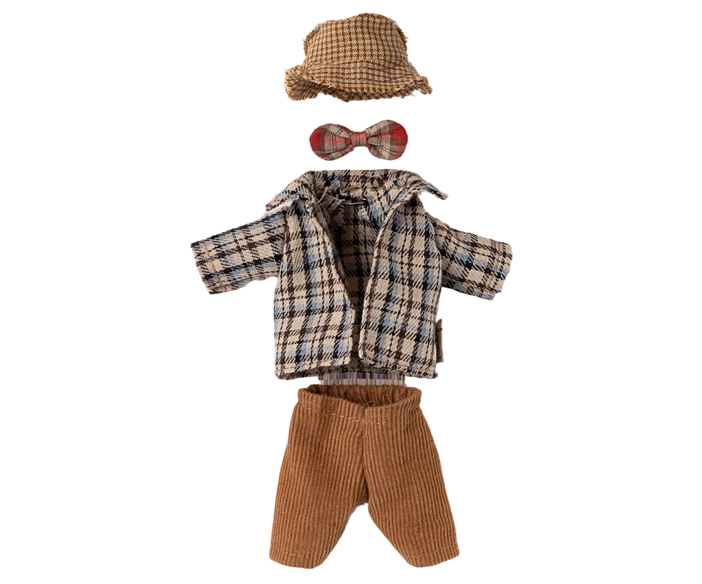 Maileg Grandad Mouse Set of plaid jacket, pants, hat, and bow tie on a white background