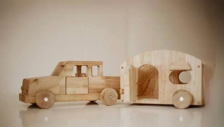 Wooden Camper Van Set - Ruby & Grace 