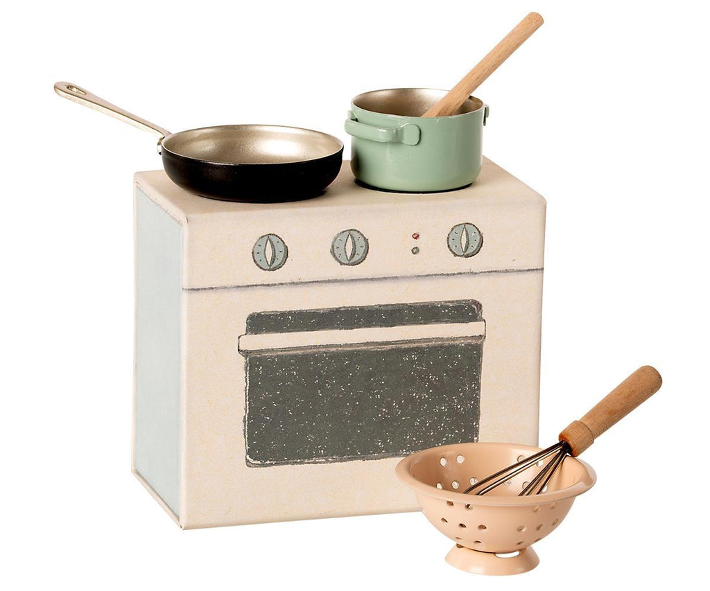 Maileg Cooking Set/ Mini Kitchen.