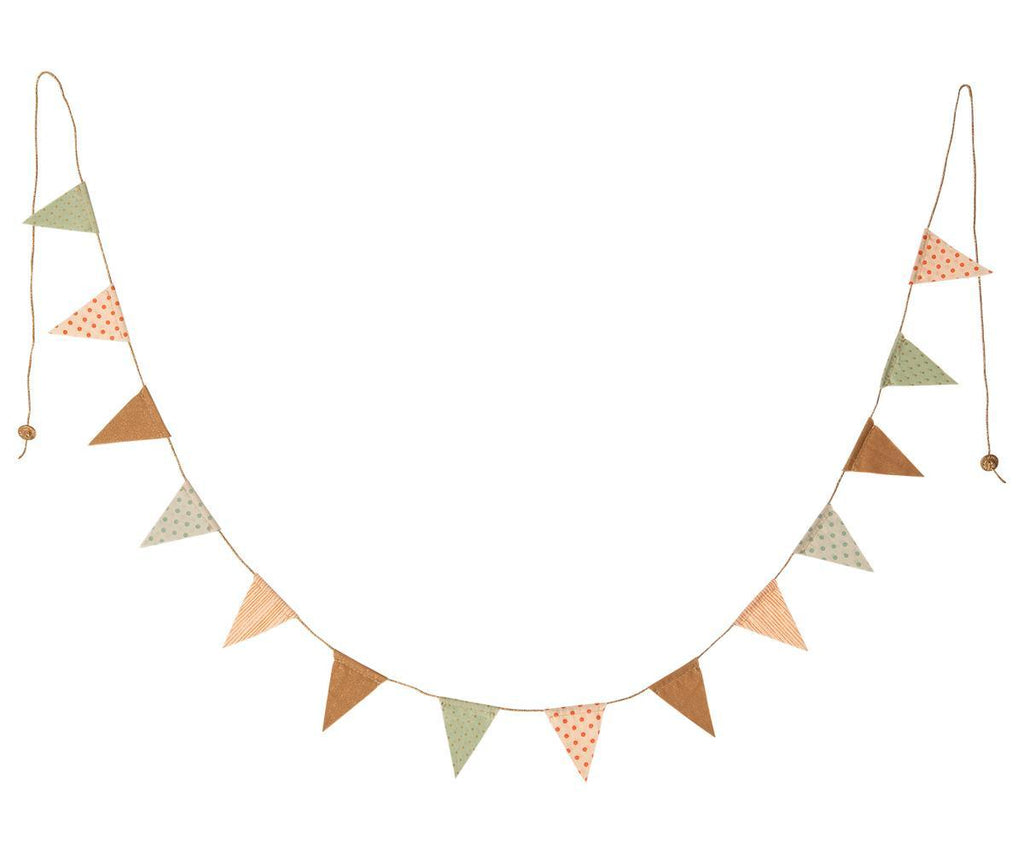 Maileg Happy Day Set with Garland etc BACK IN STOCK.