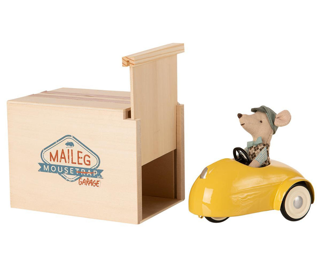 Maileg Mouse with Car and Garage Yellow.