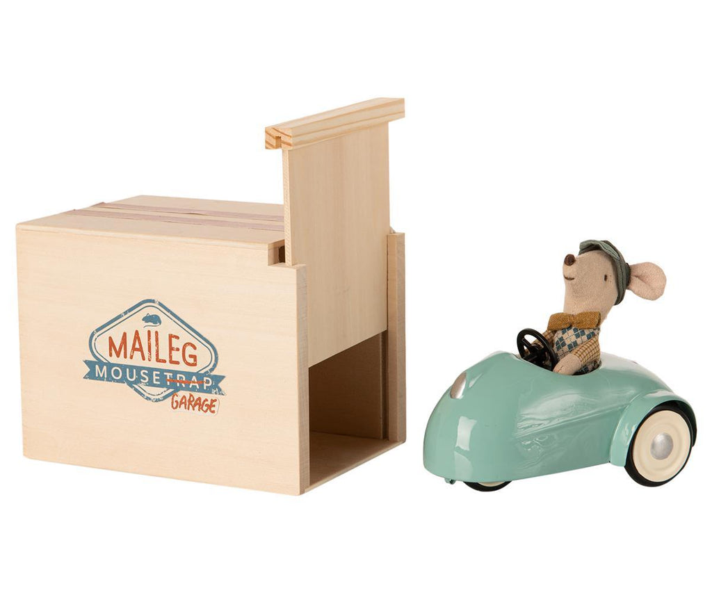 Maileg Mouse with Car and Garage Mint.