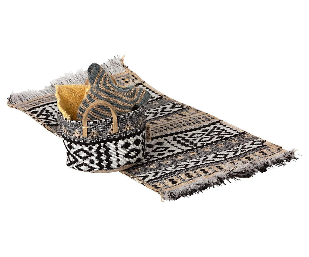 Maileg New Miniature Rug NEW ARRIVAL AW21.