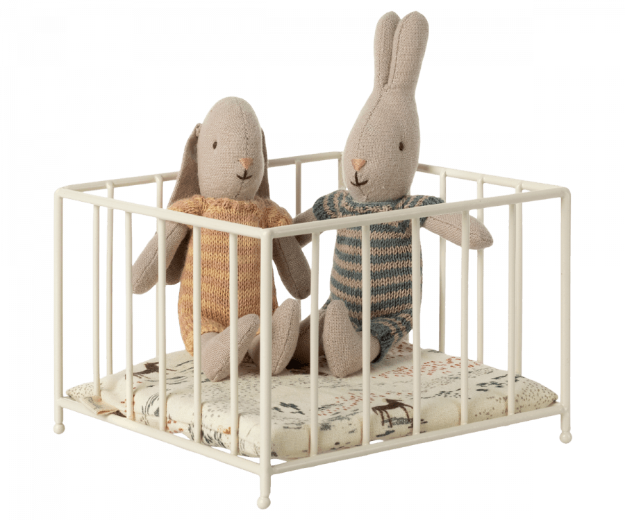 Maileg Micro Playpen Spring Summer 22 - Ruby & Grace 